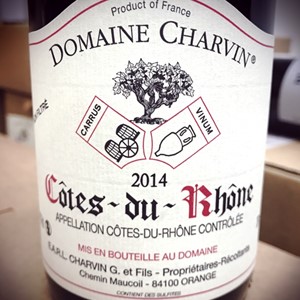 le-vingt-deux-millesime-2014-cotes-du-rhone-domaine-charvin