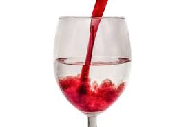 verre avec mélange de blanc et de rouge